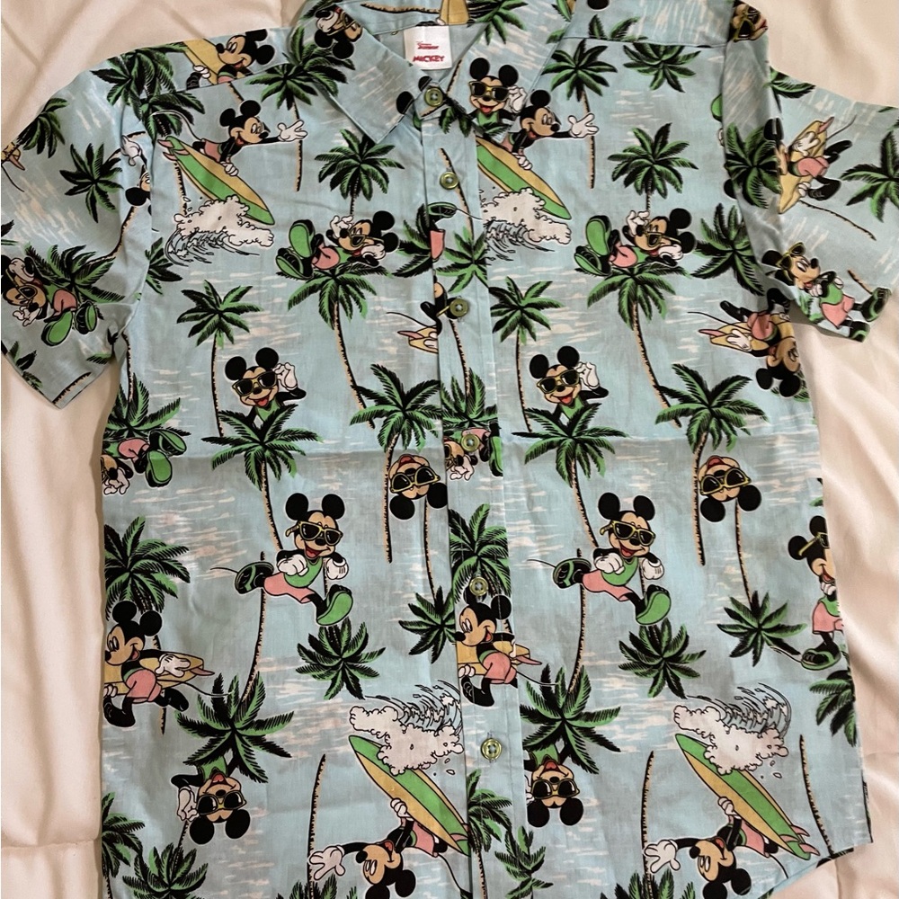 Disney Men's Surfing Mickey Mouse Shirt - Light Blue